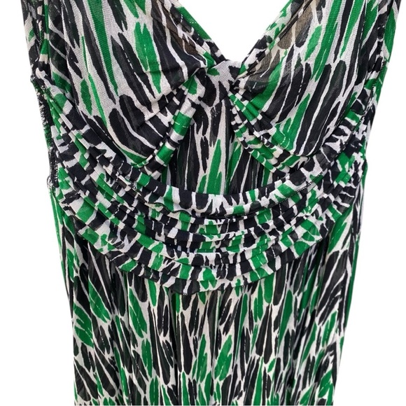 Diane Von Furstenberg Silk Mid-Length Dress I Size:2 - Picture 6 of 10